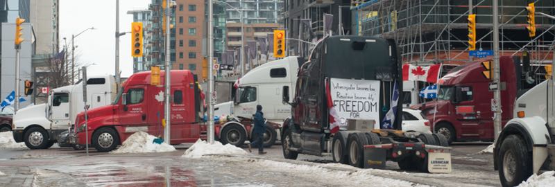 A picture of trucks in the Freedom Convoy in downtown Ottawa